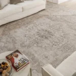 Central Diamond Patterned Carpet