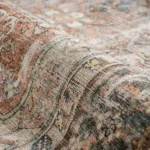 Traditional Medallion Patterned Carpet