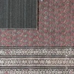 Traditional Paisley Motif Carpet