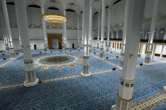 Unique Mosque Carpets in Dubai
