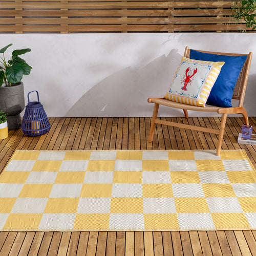 Checkerboard Outdoor Rug – Yellow