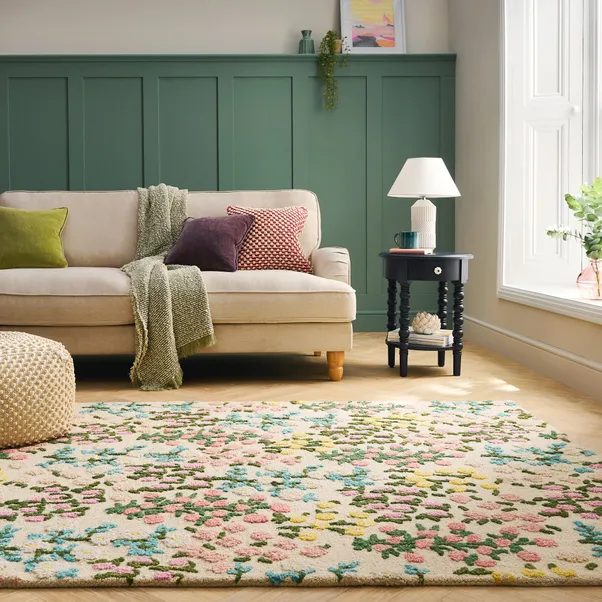Country Garden Floral Wool Carpet