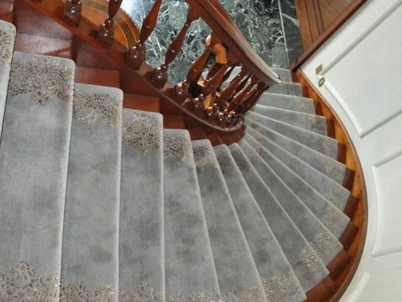 Comfortable Carpet Stair Treads