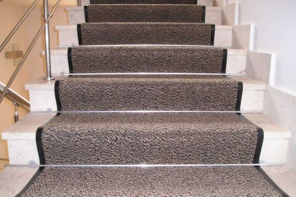 durable-nylon-stair-carpets